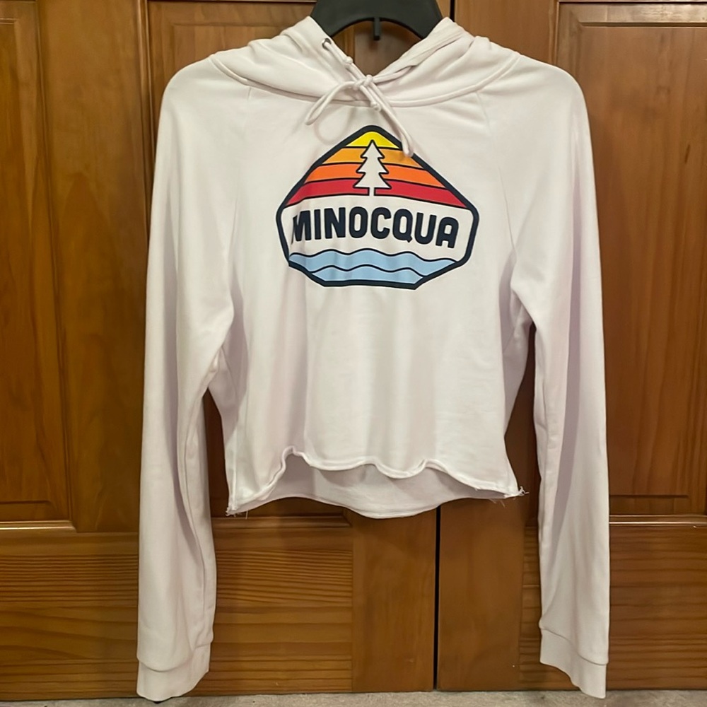 Cropped “Minocqua” hoodie, size large